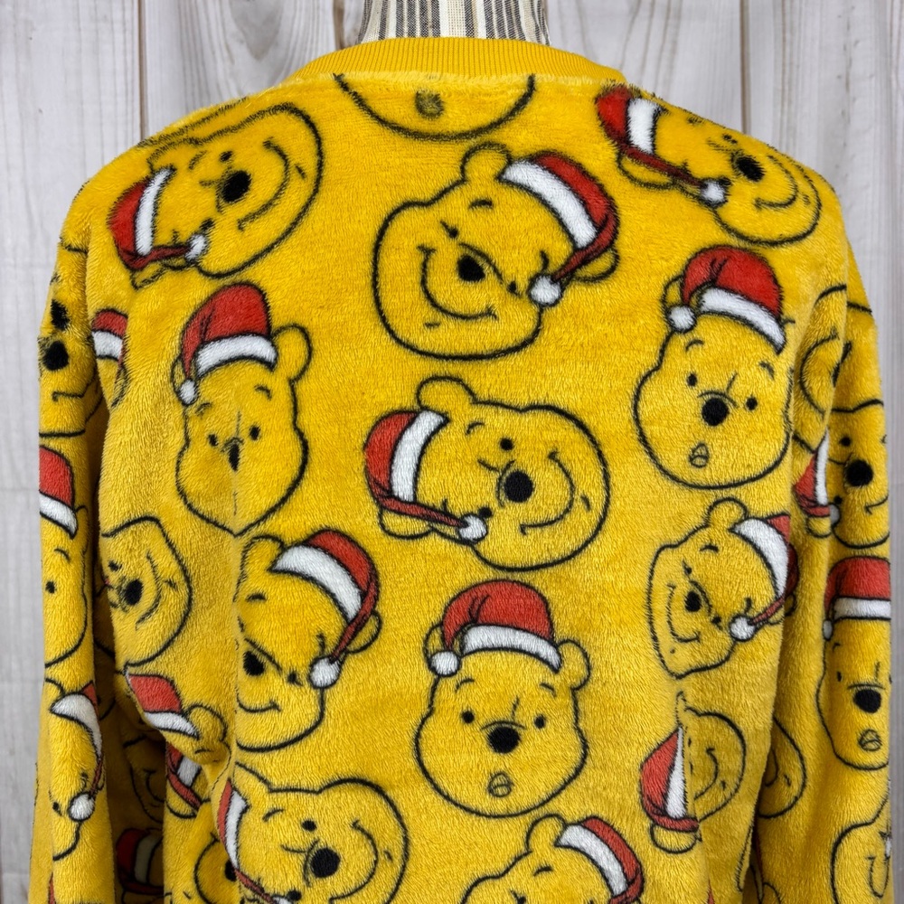 Disney Pooh Bear Crewneck Christmas Pullover Fleece Sweatshirt Yellow Sz Large - Picture 5 of 13